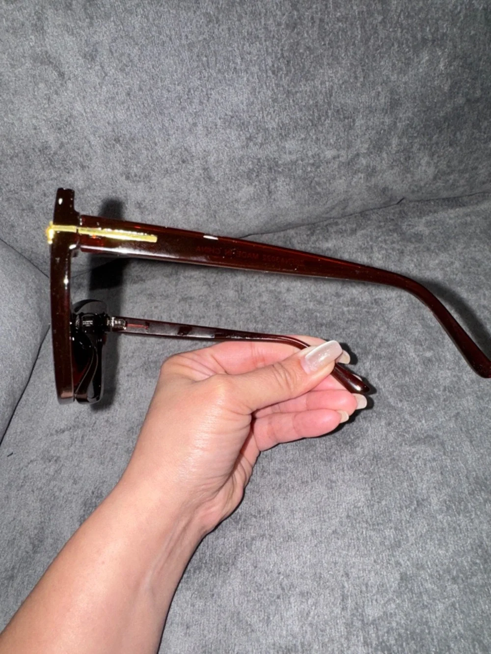 Brown Cat Eye Sunglasses with Gold Accents – New
